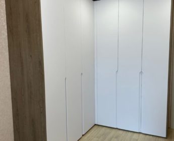 Распашной шкаф Зольд